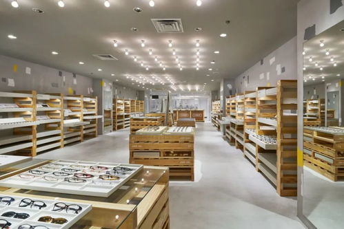探秘JINS眼鏡工廠店 當(dāng)工業(yè)設(shè)計(jì)遇見(jiàn)眼鏡制造